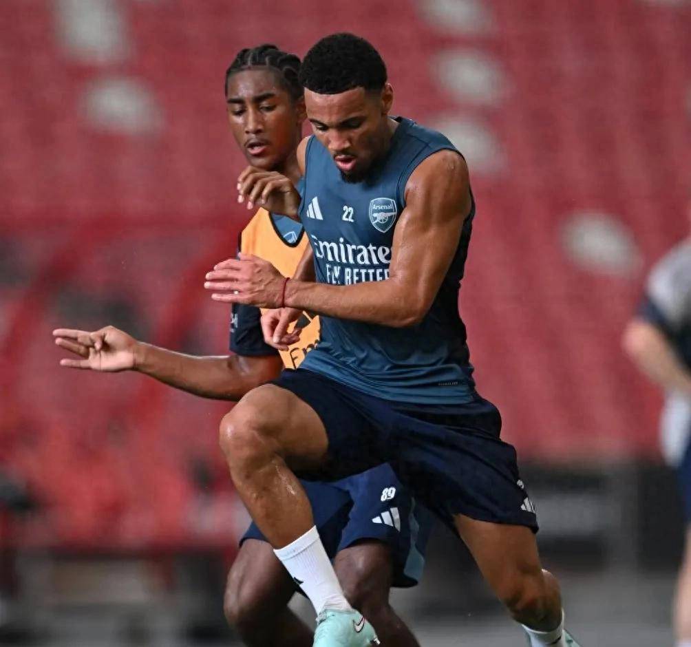 九游（中国）正版手游平台阿森纳队惨败！主帅赛后直言球队需彻底反思，记者显示方式然后孩子.