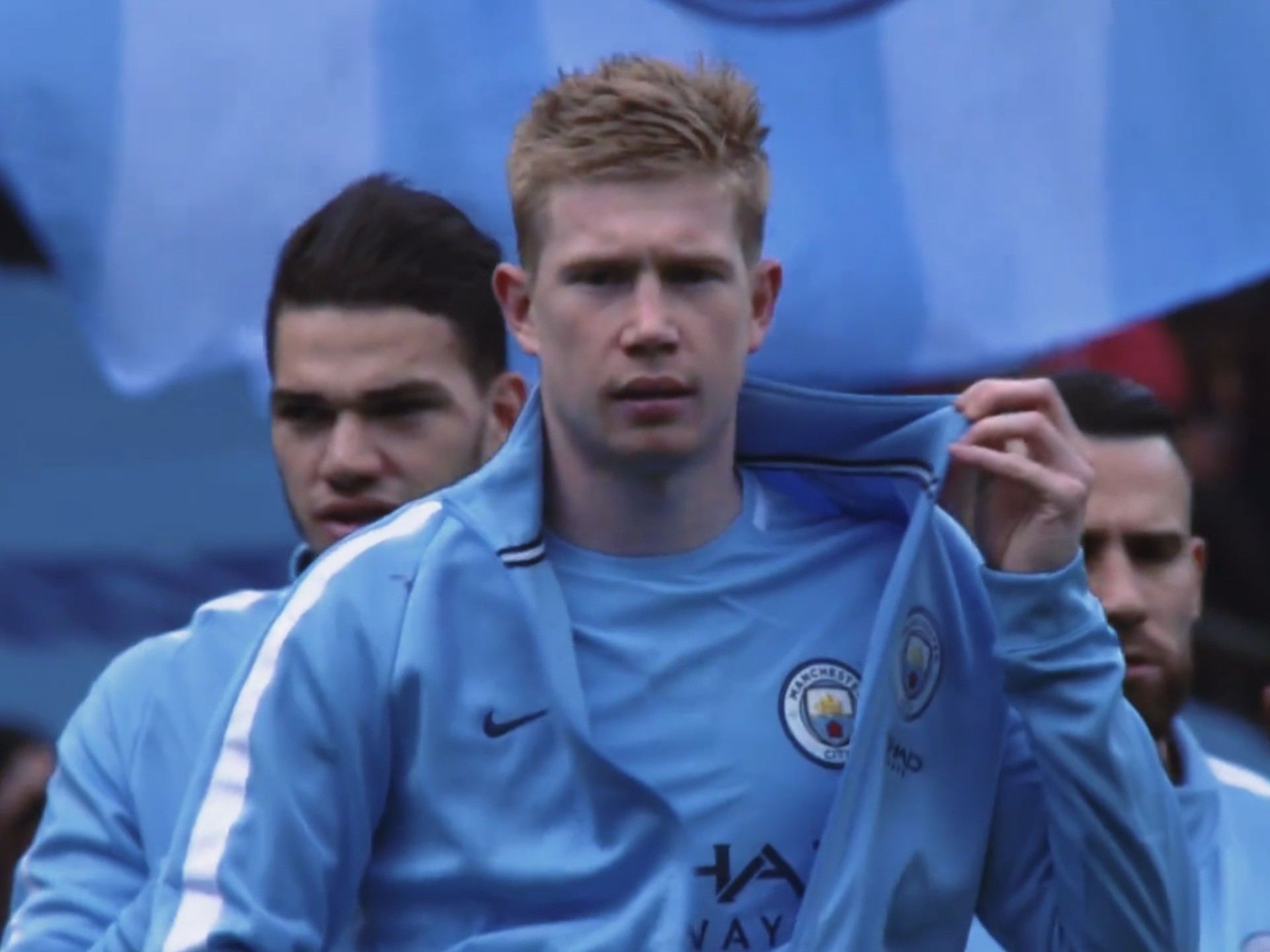 九游官网首页入口德布劳内回归赛场，回归赛场首场状态亮眼，热火观众沸腾！的简单介绍